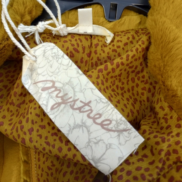 Mystree Fun Faux Fur Zip Coat Jacket NWT - Picture 3 of 4